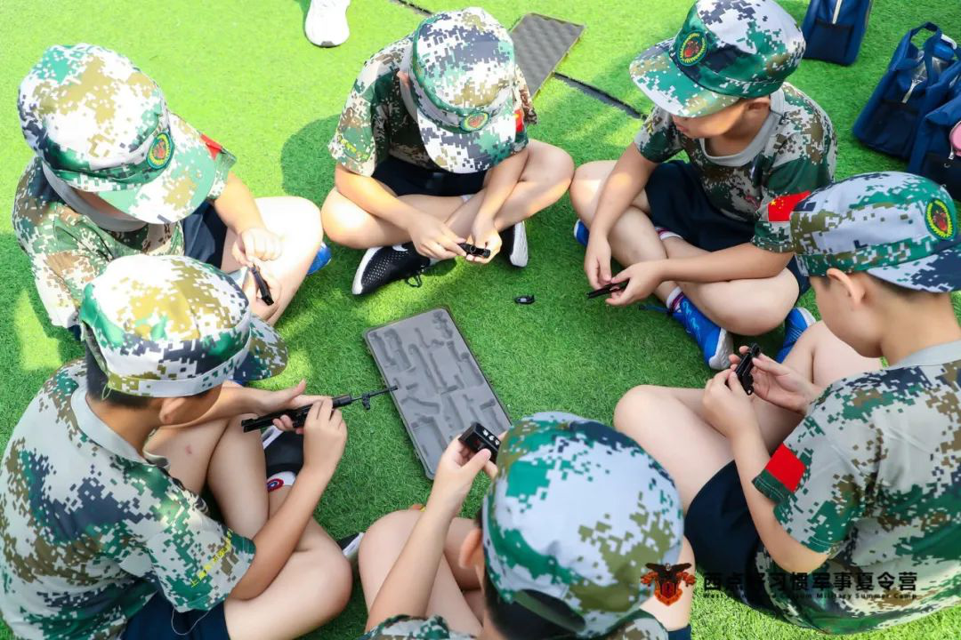 这个夏天，我成了同学眼里最羡慕的人,上海西点军事夏令营