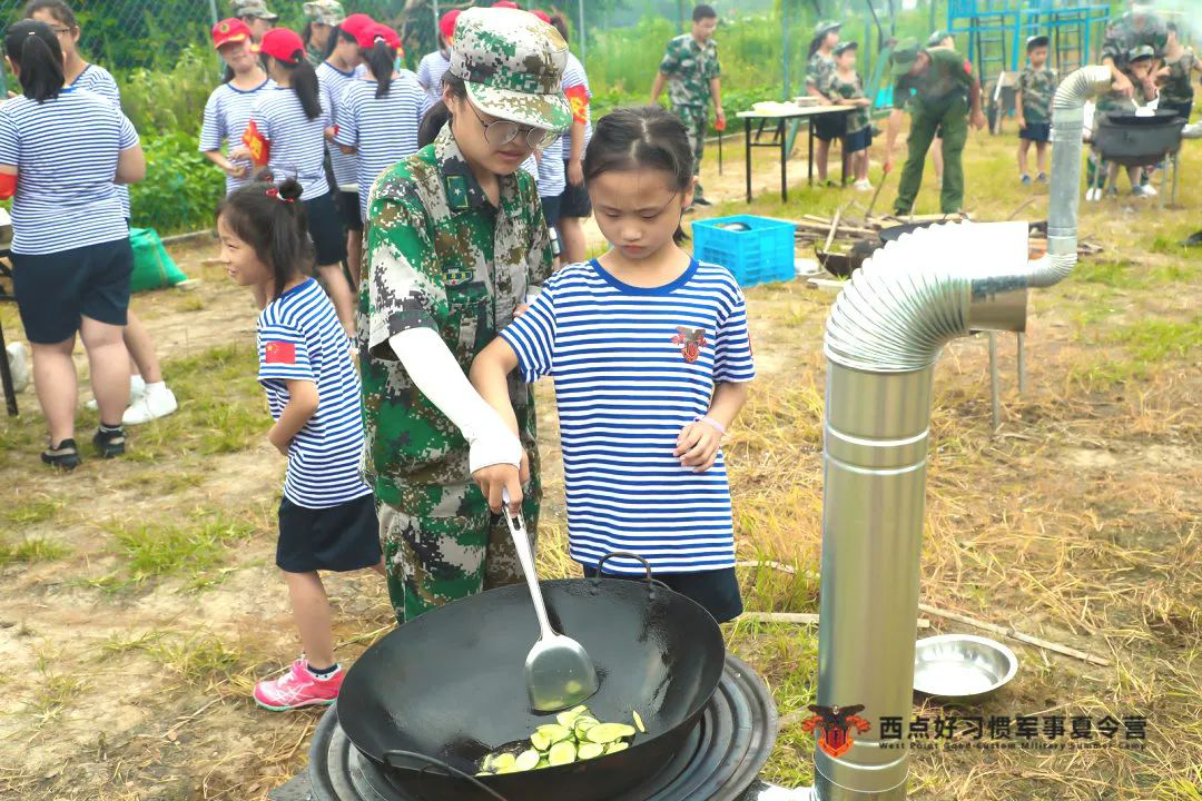 这个暑假，到底是谁家的娃在偷偷的茁壮成长？,上海西点军事夏令营