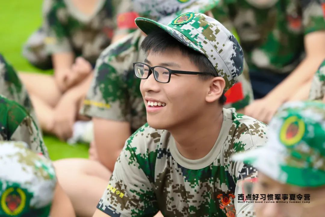 这个暑假，到底是谁家的娃在偷偷的茁壮成长？,上海西点军事夏令营