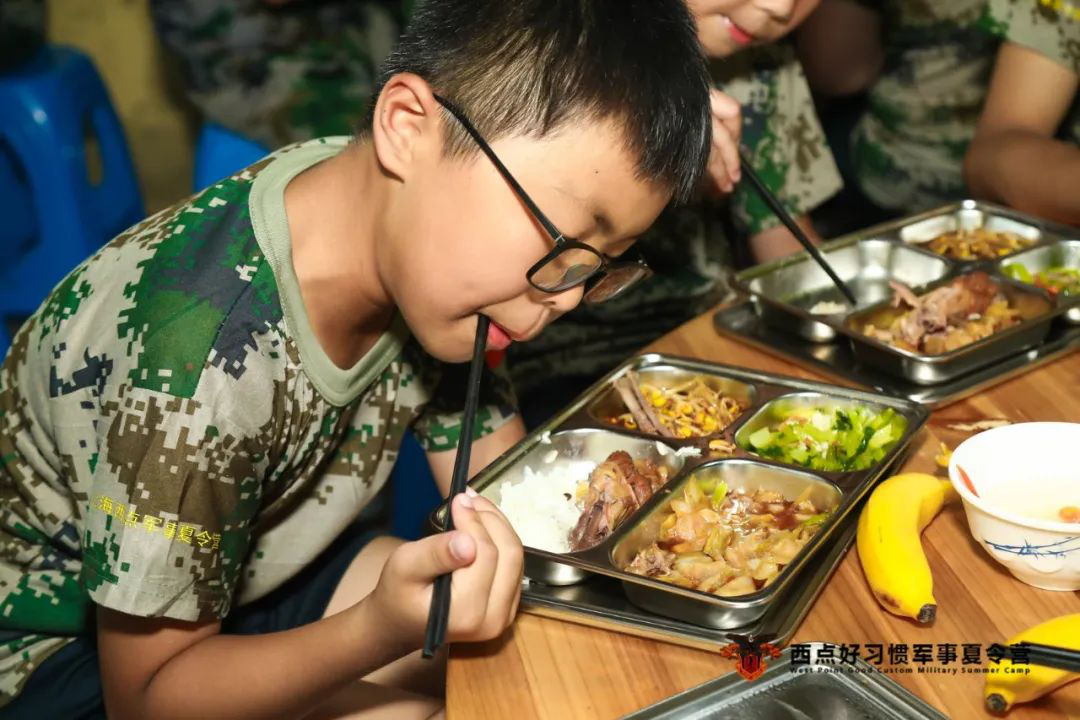 第五期夏令营入营的第五天，每日都有不少亮点,上海西点军事夏令营第五期夏令营入营的第五天，每日都有不少亮点,上海西点军事夏令营 