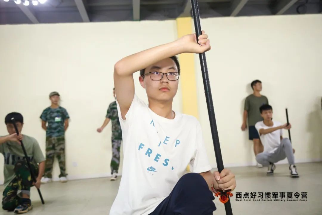 “黑格比”台风暴雨也浇灭不了小战士训练好习惯的热情！,上海西点夏令营
