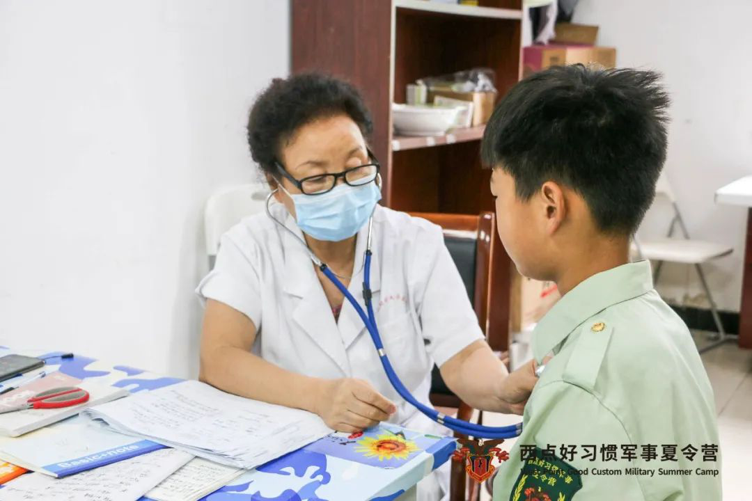 “黑格比”台风暴雨也浇灭不了小战士训练好习惯的热情！,上海西点夏令营