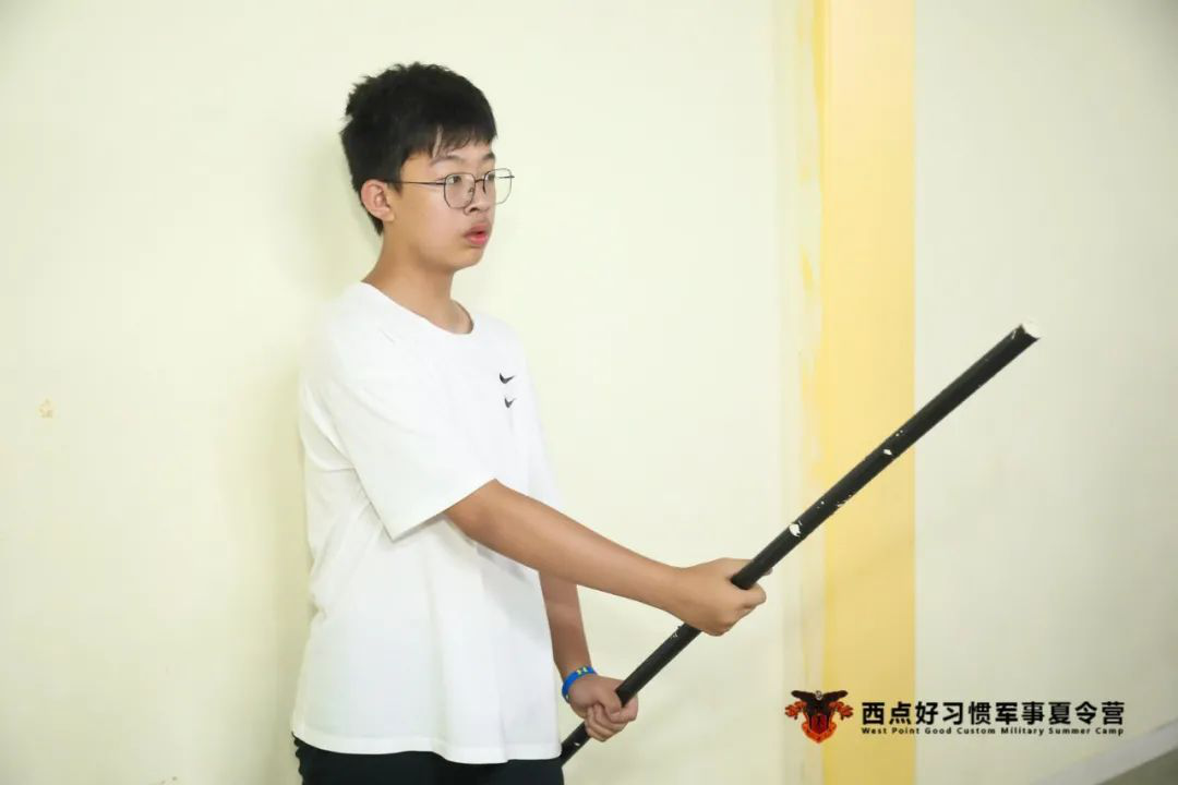 “黑格比”台风暴雨也浇灭不了小战士训练好习惯的热情！,上海西点夏令营