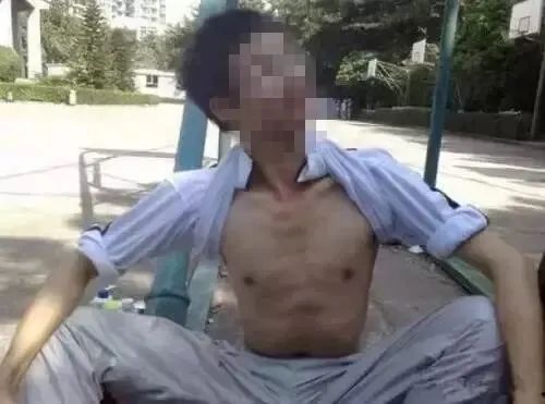 “中考765分学霸军训中暑离世”悲剧的发生再次给千万家长敲响警钟！